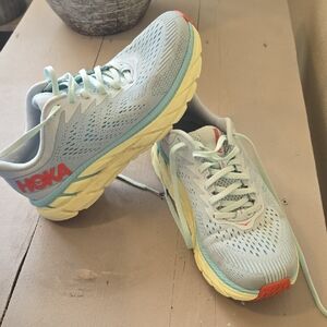 Hoka Women's Sky Blue and Yellow Clifton 7 Athletic Shoes, Size 7.5